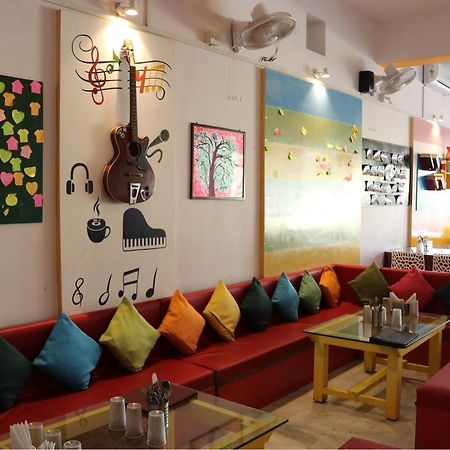 Hotel Kirti Plaza Chittorgarh Екстер'єр фото