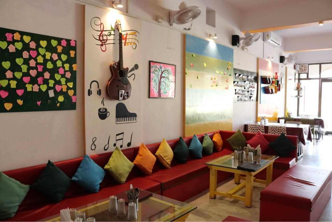 Hotel Kirti Plaza Chittorgarh Екстер'єр фото