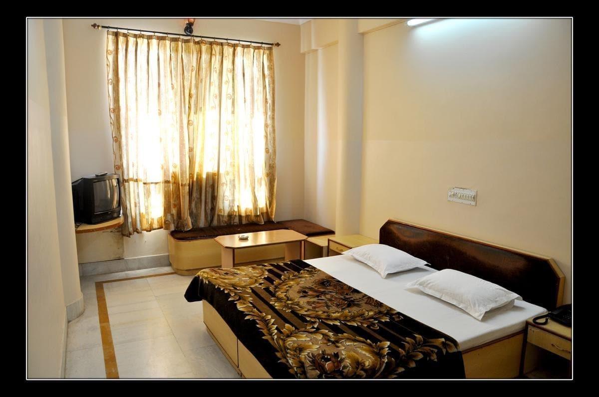 Hotel Kirti Plaza Chittorgarh Екстер'єр фото