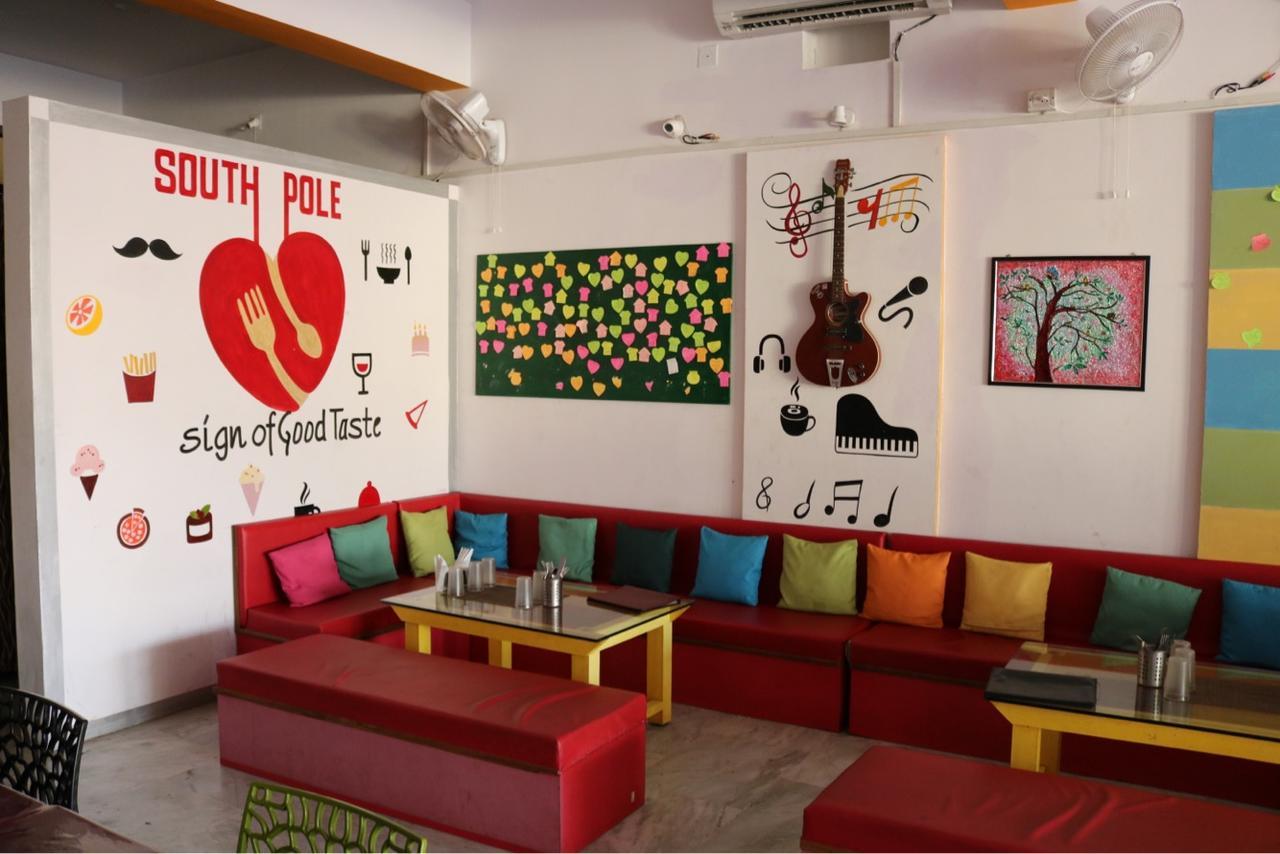 Hotel Kirti Plaza Chittorgarh Екстер'єр фото